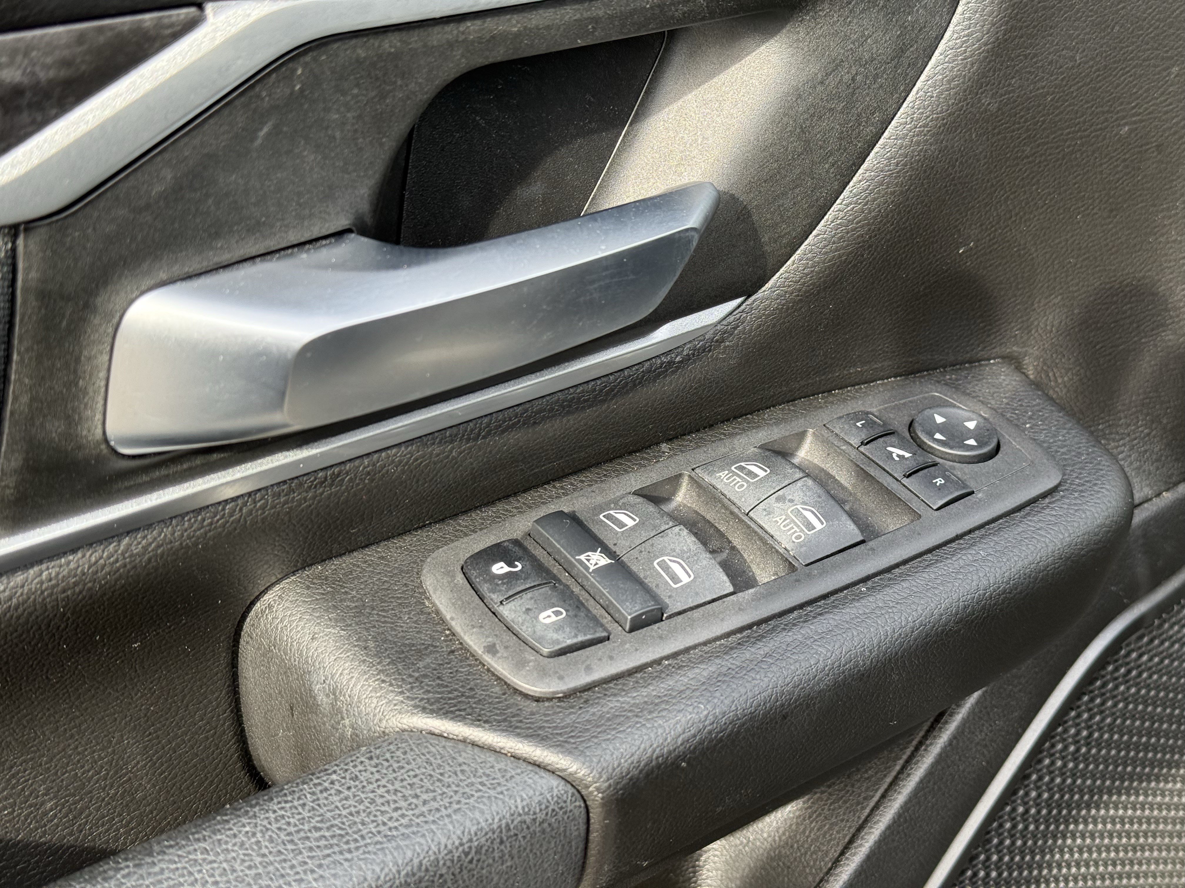 Used 2023 RAM 1500 Big Horn AWD/4WD image 15