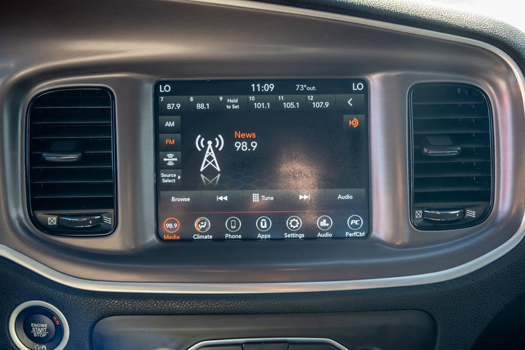 Used 2022 Dodge Charger SXT w/ Blacktop Package image 21