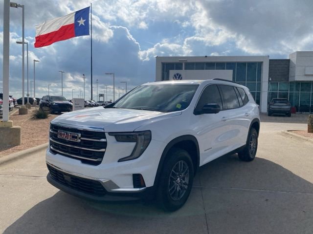 Used 2025 GMC Acadia Elevation image 1