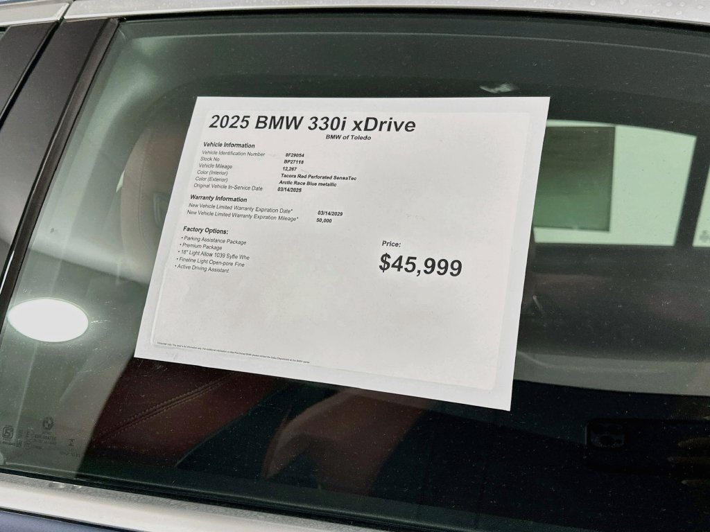 Used 2025 BMW 330i xDrive Sedan w/ Premium Package AWD/4WD image 12