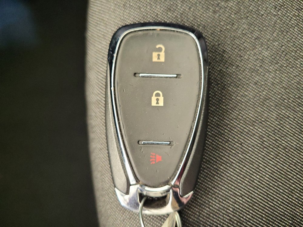 Used 2018 Chevrolet Equinox LT FWD image 32