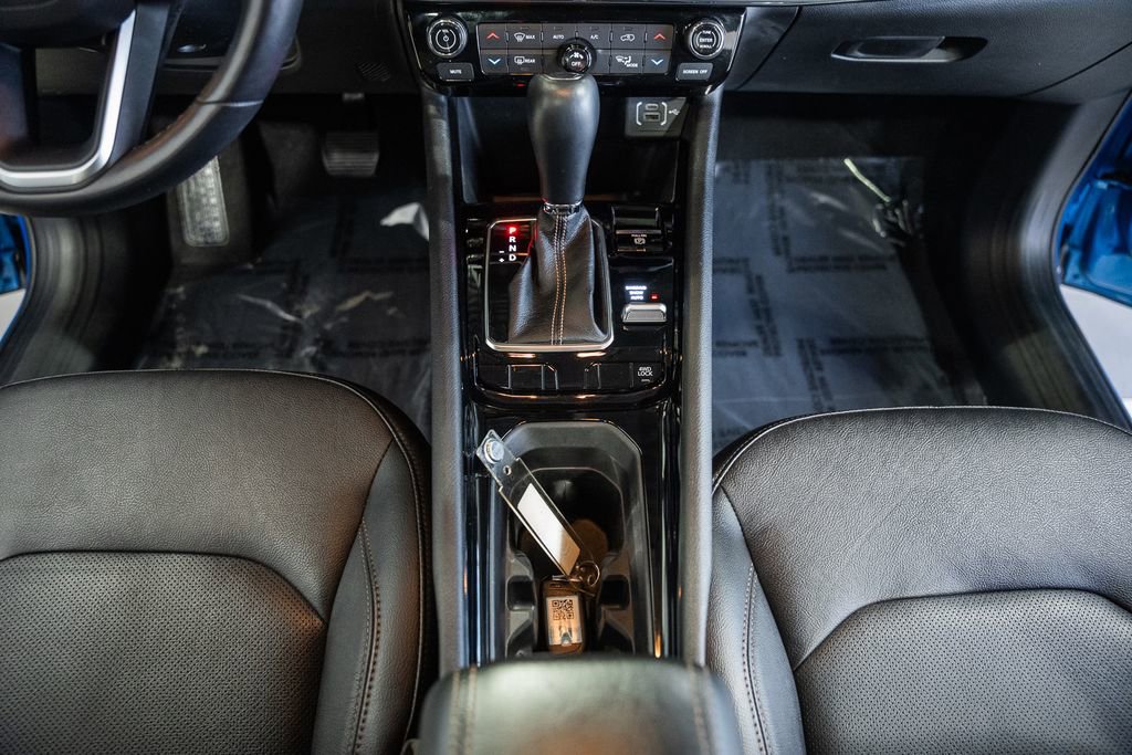 Certified 2022 Jeep Compass Limited w/ Sun and Sound Group image 34