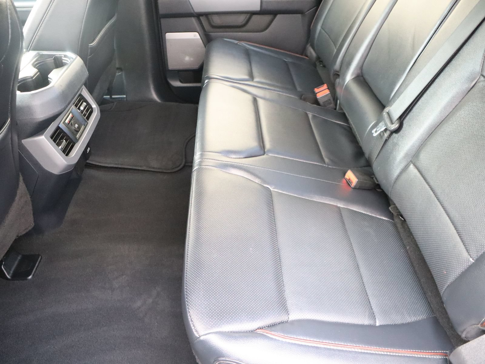 Used 2024 Ford F250 Lariat AWD/4WD image 43