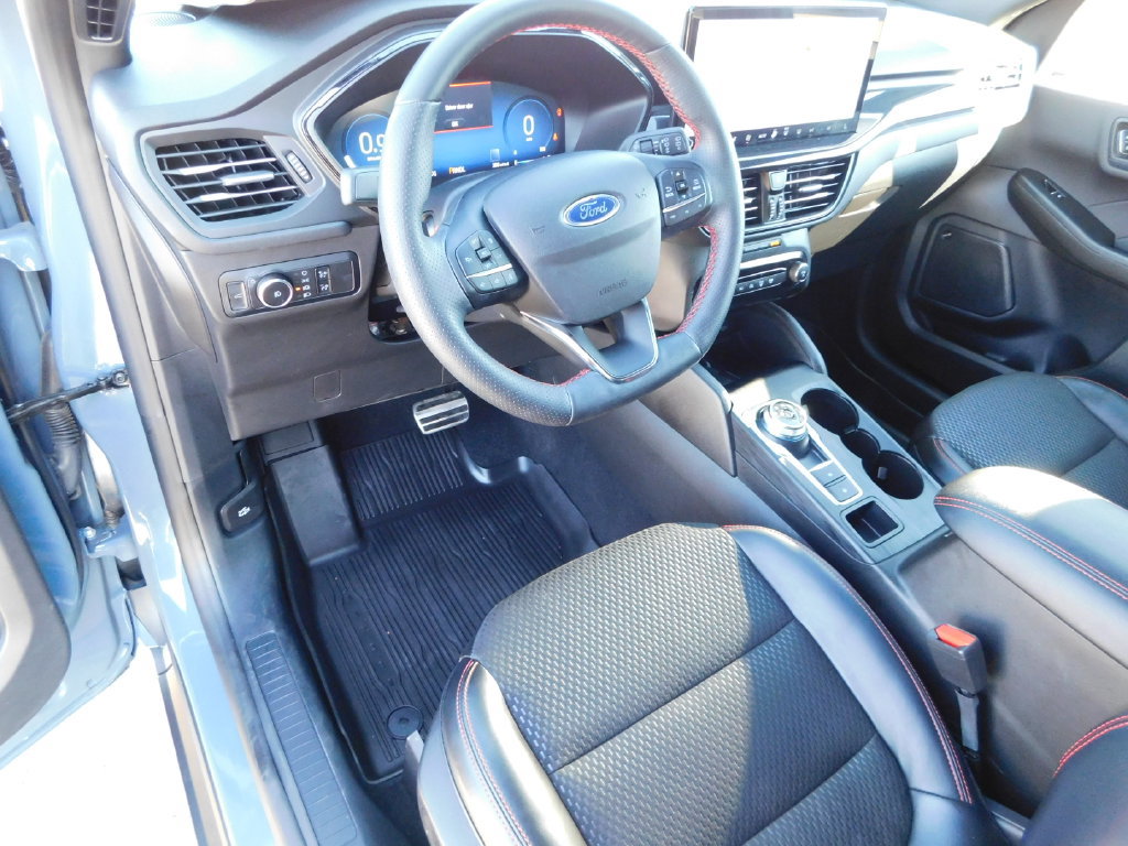 Used 2024 Ford Escape ST-Line Select w/ Tech Pack #2 AWD/4WD image 17