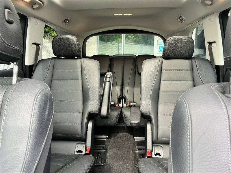 Used 2024 Mercedes-Benz GLS 580 4MATIC image 35