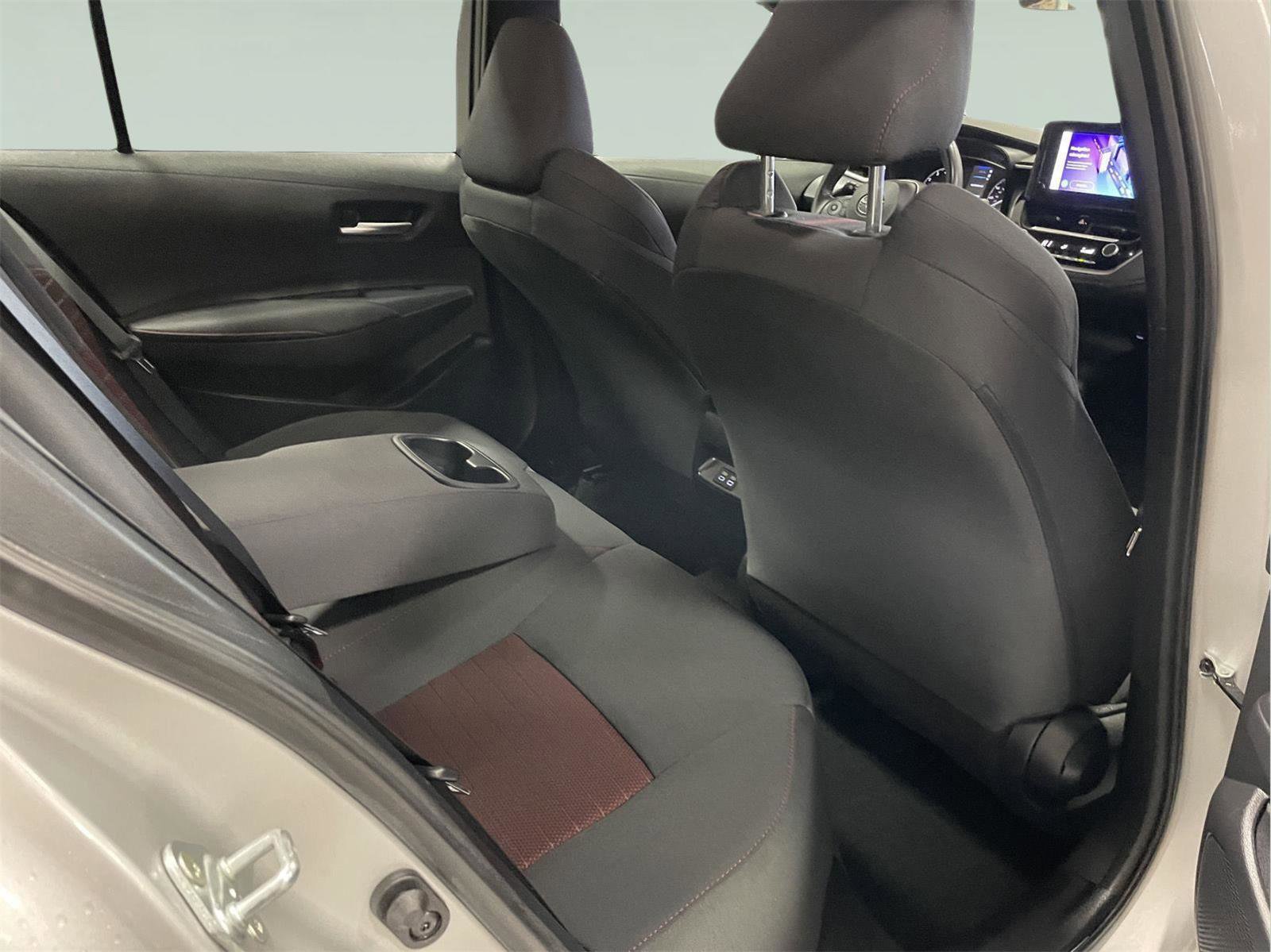 Used 2023 Toyota Corolla SE image 18