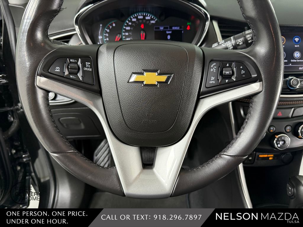 Used 2020 Chevrolet Trax LT w/ Redline Edition image 23