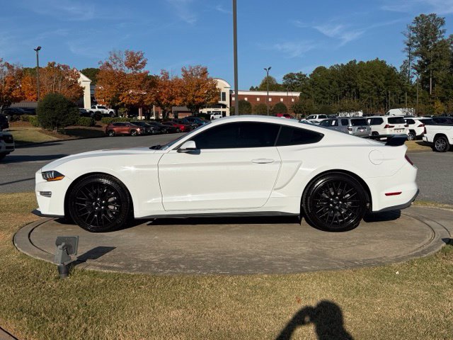 Used 2019 Ford Mustang GT Premium w/ Equipment Group 401A RWD image 4