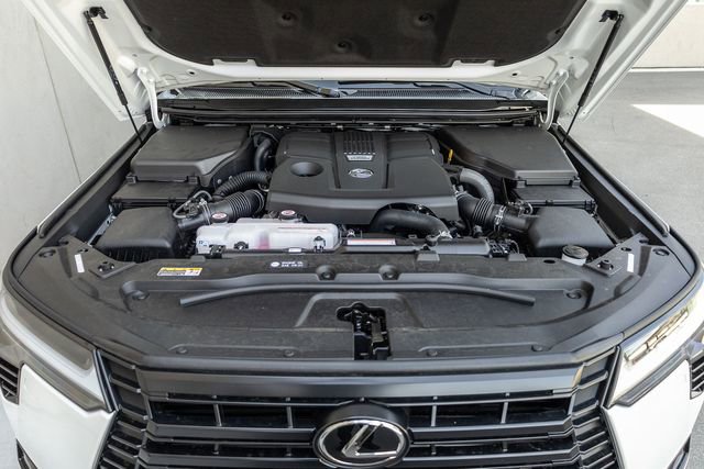 New 2026 Lexus GX 550 550 Luxury+ image 11