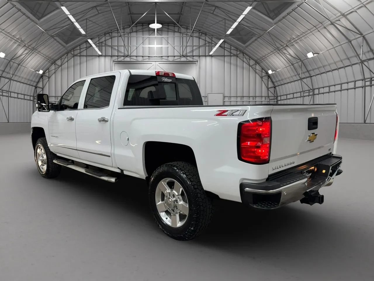 Used 2018 Chevrolet Silverado 2500 LTZ w/ Vortec Plus Package AWD/4WD image 3