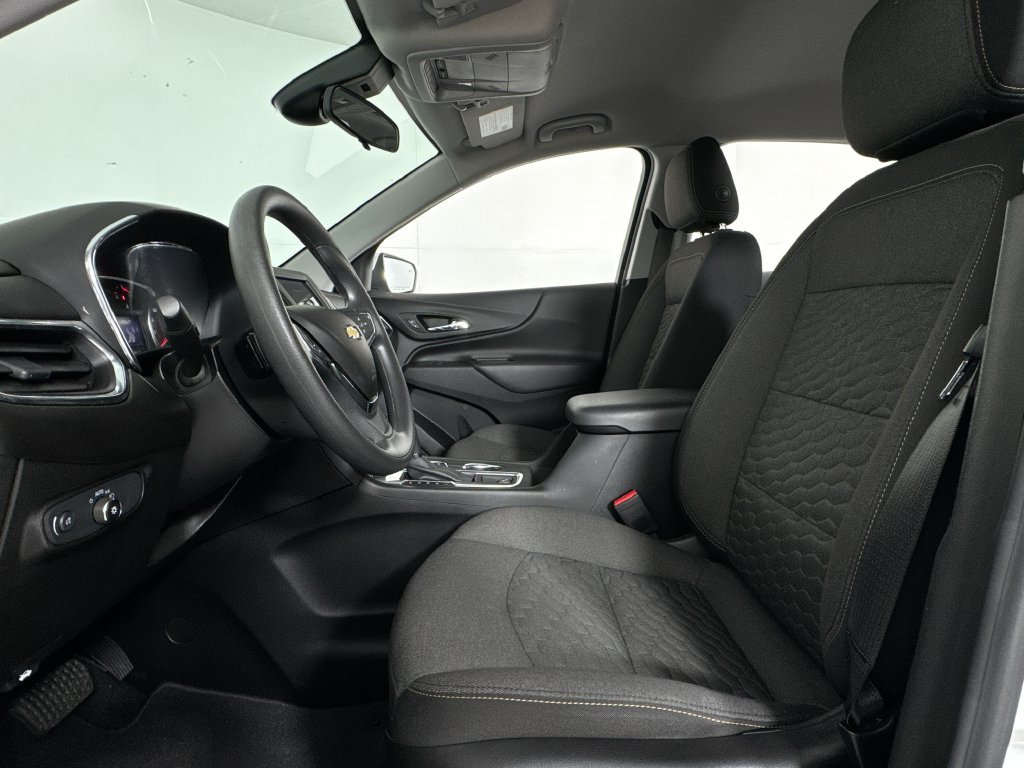 Used 2020 Chevrolet Equinox LT w/ LPO, Floor Liner Package AWD/4WD image 11