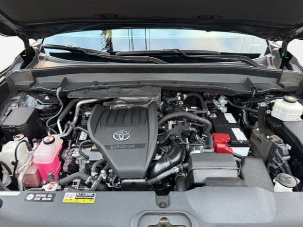 Used 2024 Toyota Grand Highlander Limited image 39