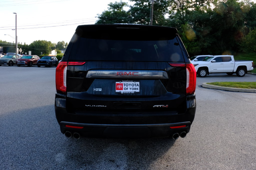 Used 2023 GMC Yukon AT4 w/ AT4 Premium Plus Package AWD/4WD image 4