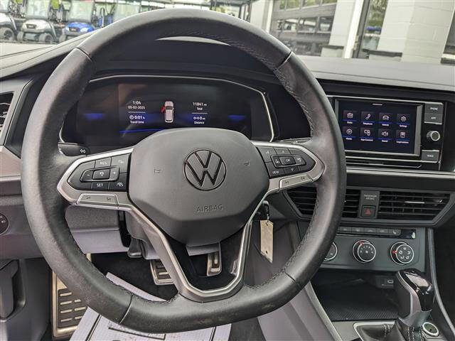 Used 2024 Volkswagen Jetta Sport image 14
