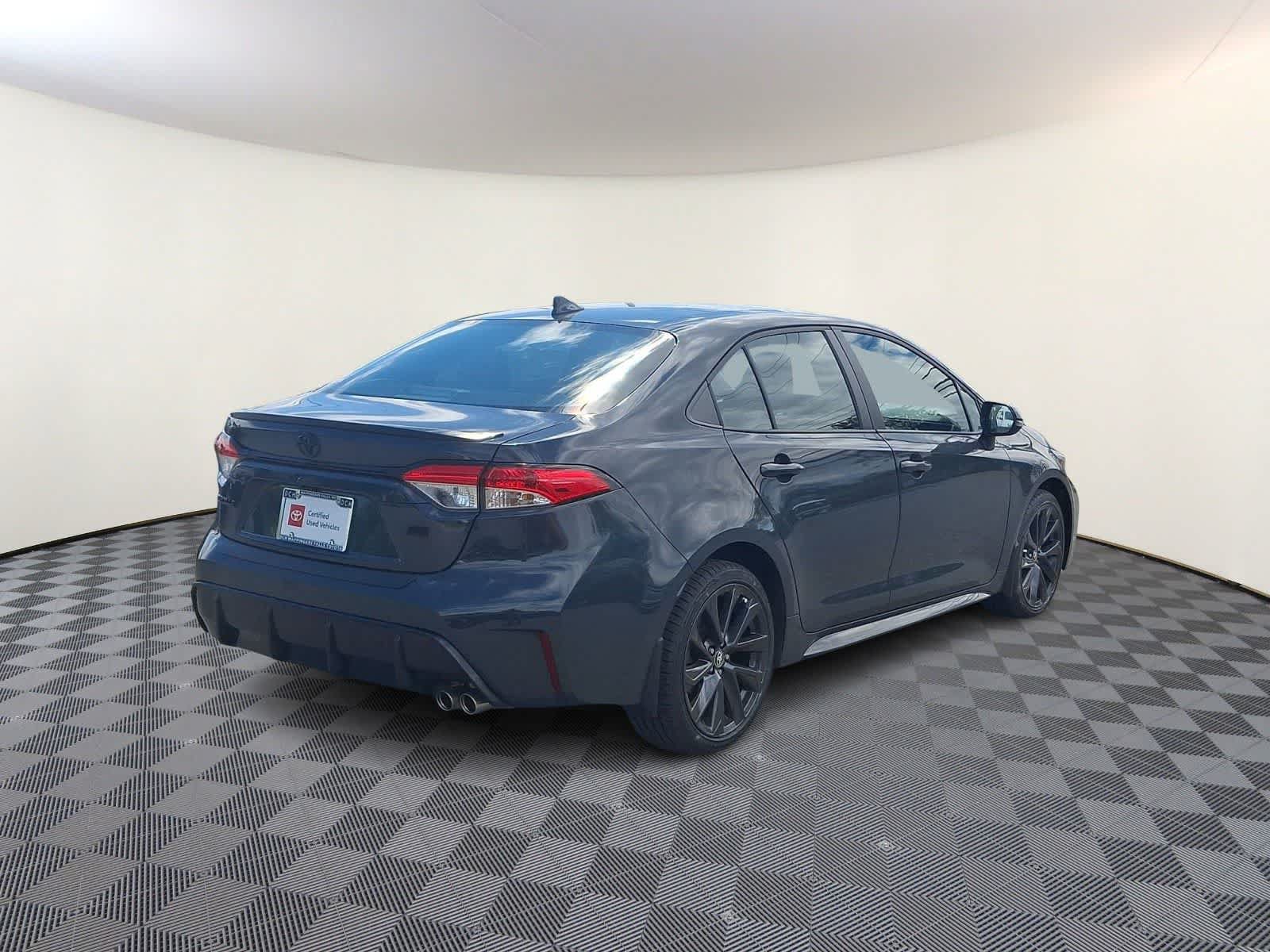 Certified 2023 Toyota Corolla SE w/ Carpet Mat Package (TMS) FWD image 6