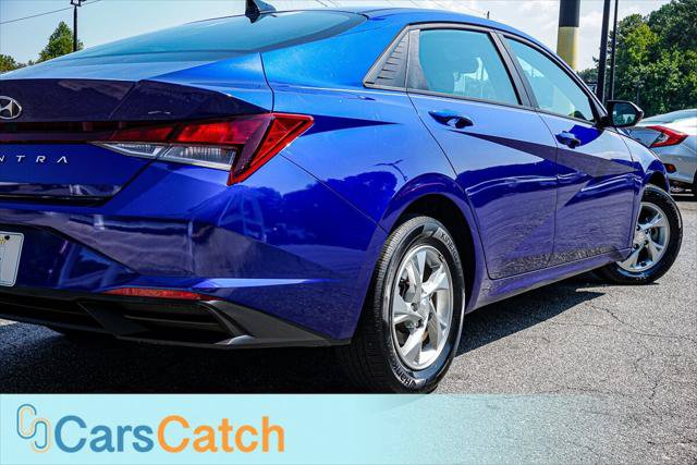 Used 2023 Hyundai Elantra SE FWD image 5