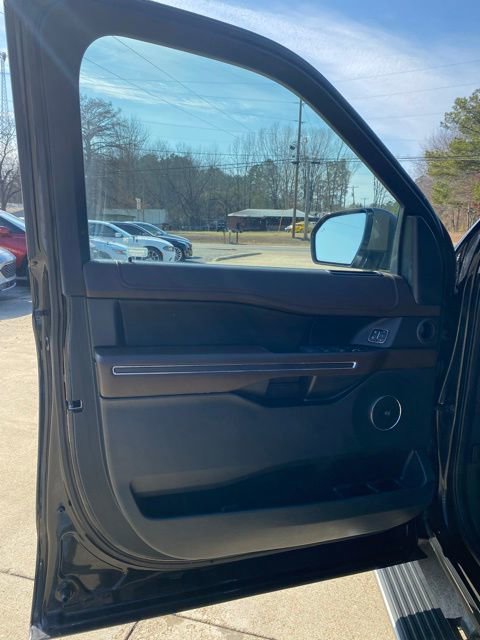 Used 2021 Ford Expedition King Ranch AWD/4WD image 16