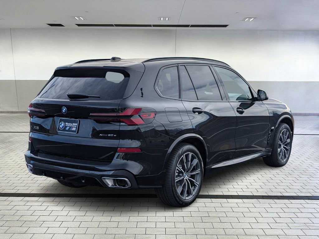 New 2026 BMW X5 xDrive50e w/ M Sport Package image 5