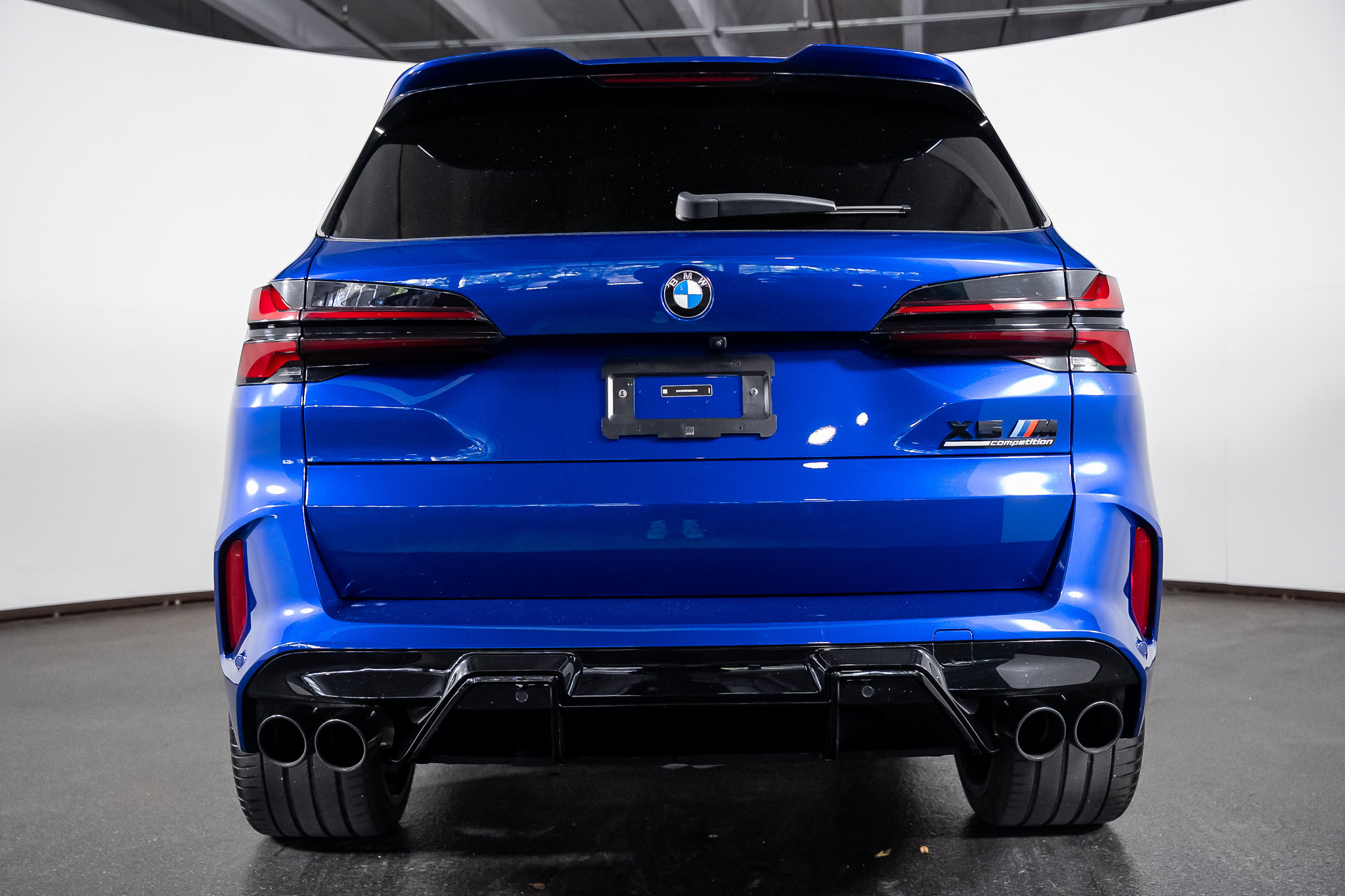 Used 2025 BMW X5 M Competition AWD/4WD image 30