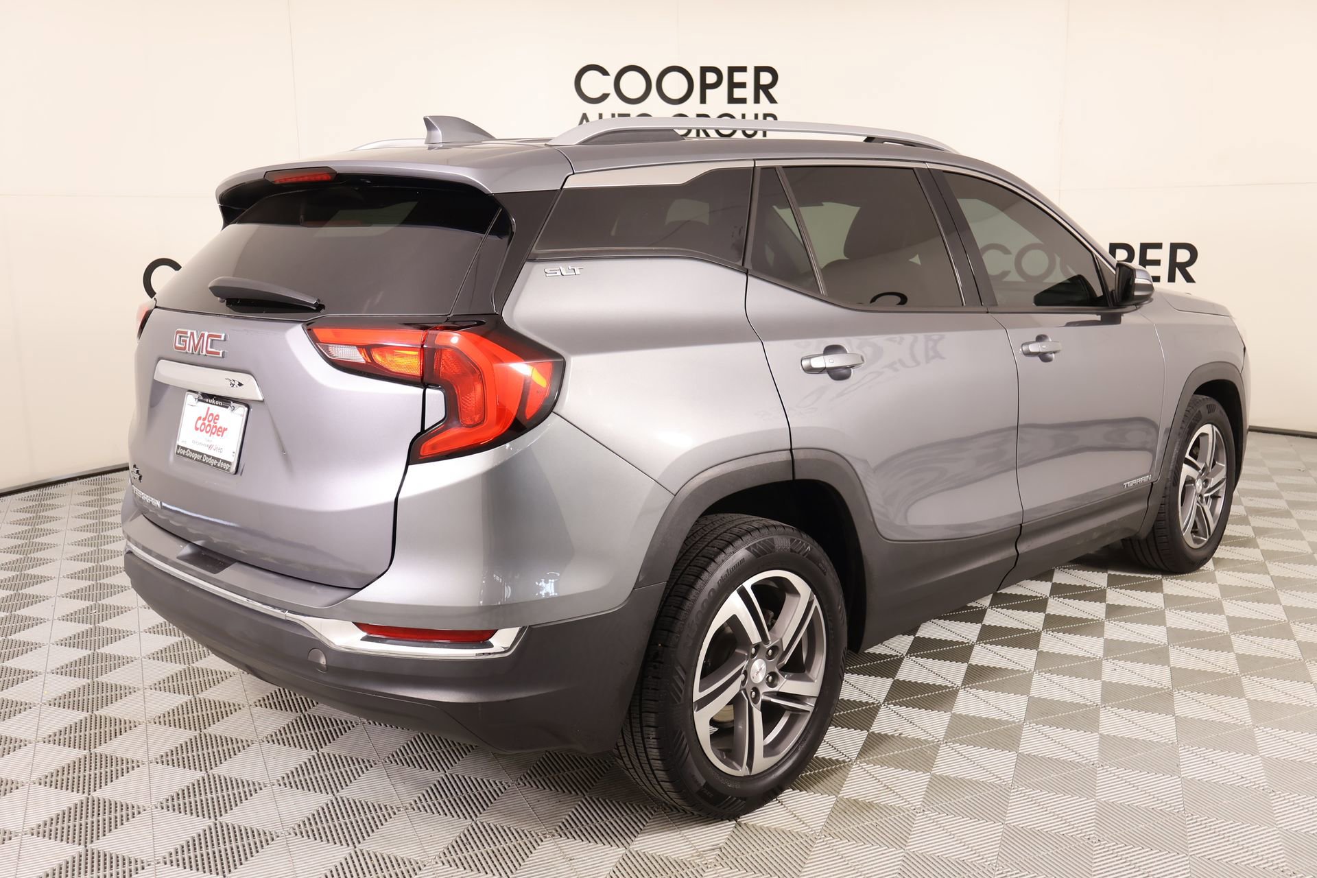 Used 2020 GMC Terrain SLT image 20