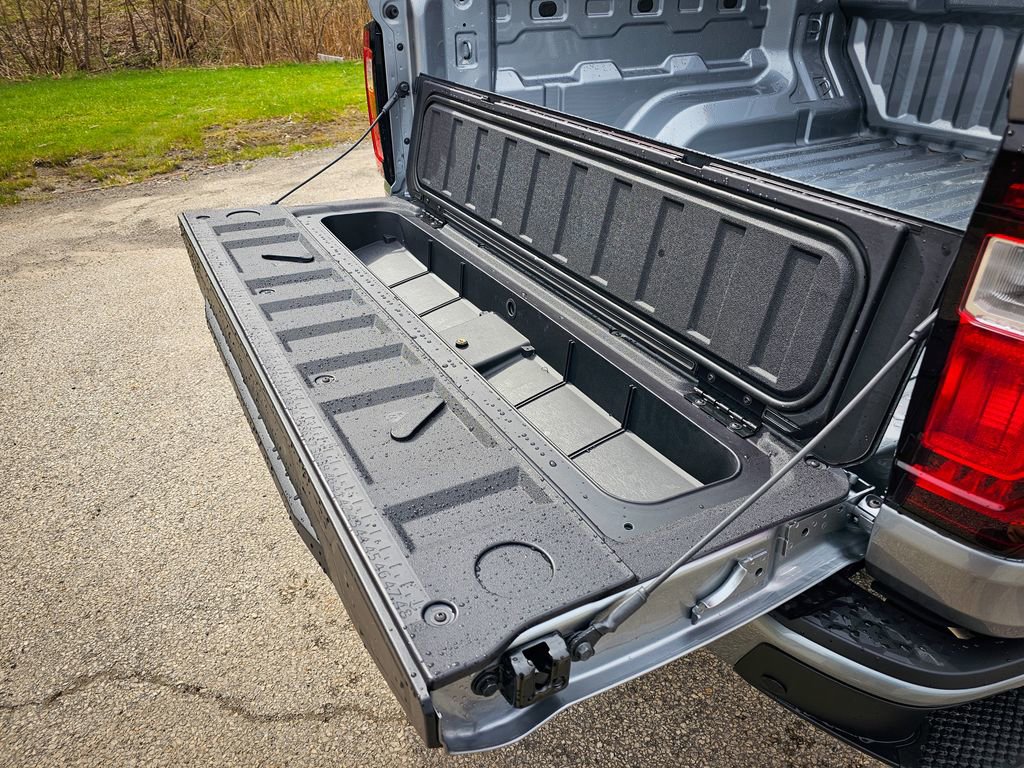 New 2026 GMC Canyon AT4 image 6