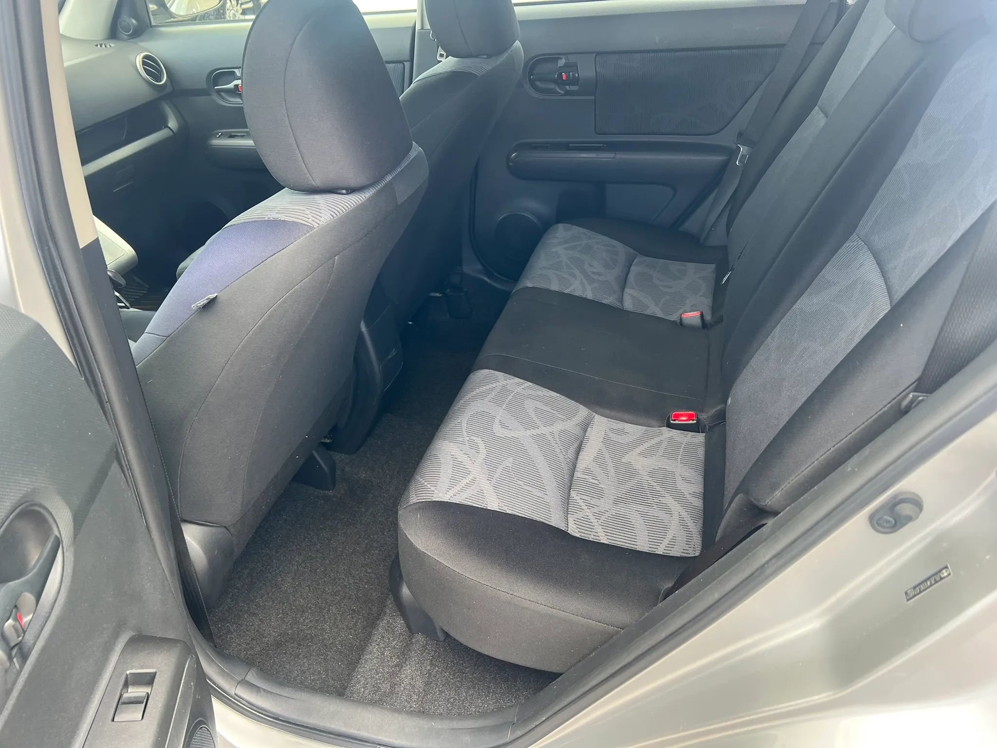 Used 2012 Scion xB FWD image 12
