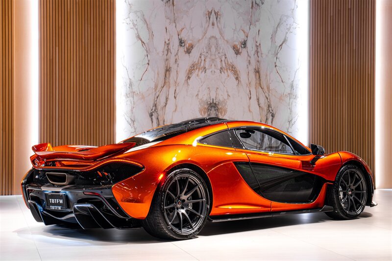 Used 2014 McLaren P1 RWD image 7