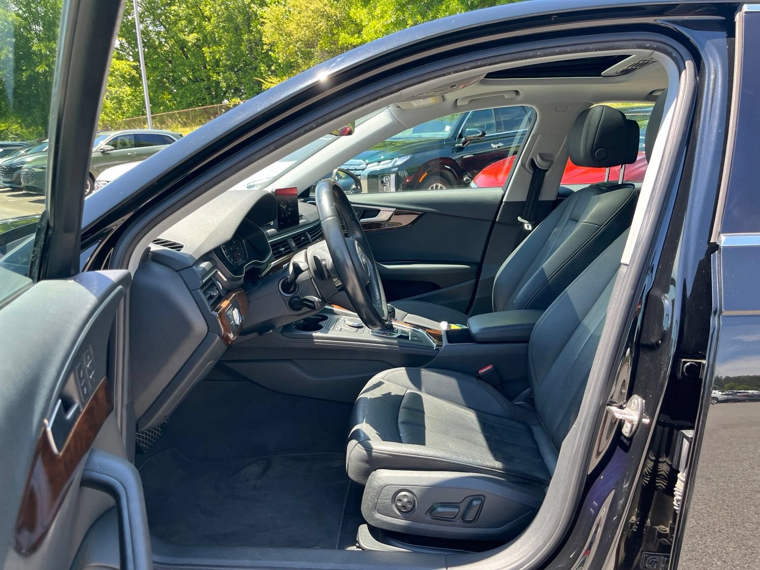 Used 2019 Audi A4 2.0T Premium w/ Convenience Package FWD image 23