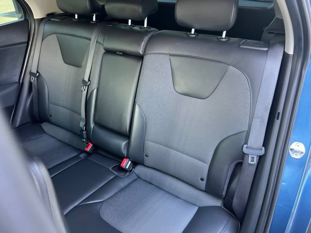 Used 2023 Kia Niro EX w/ EX Cold Weather Package FWD image 18