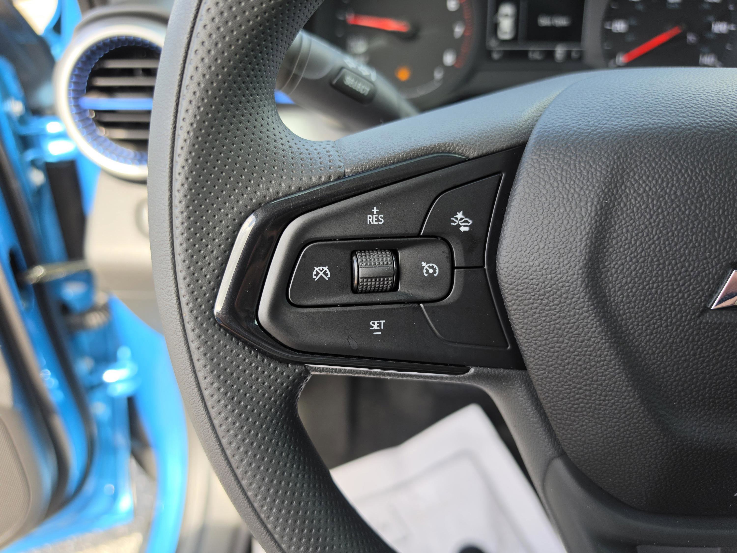 New 2026 Chevrolet Trax LS w/ LS Convenience Package FWD image 29