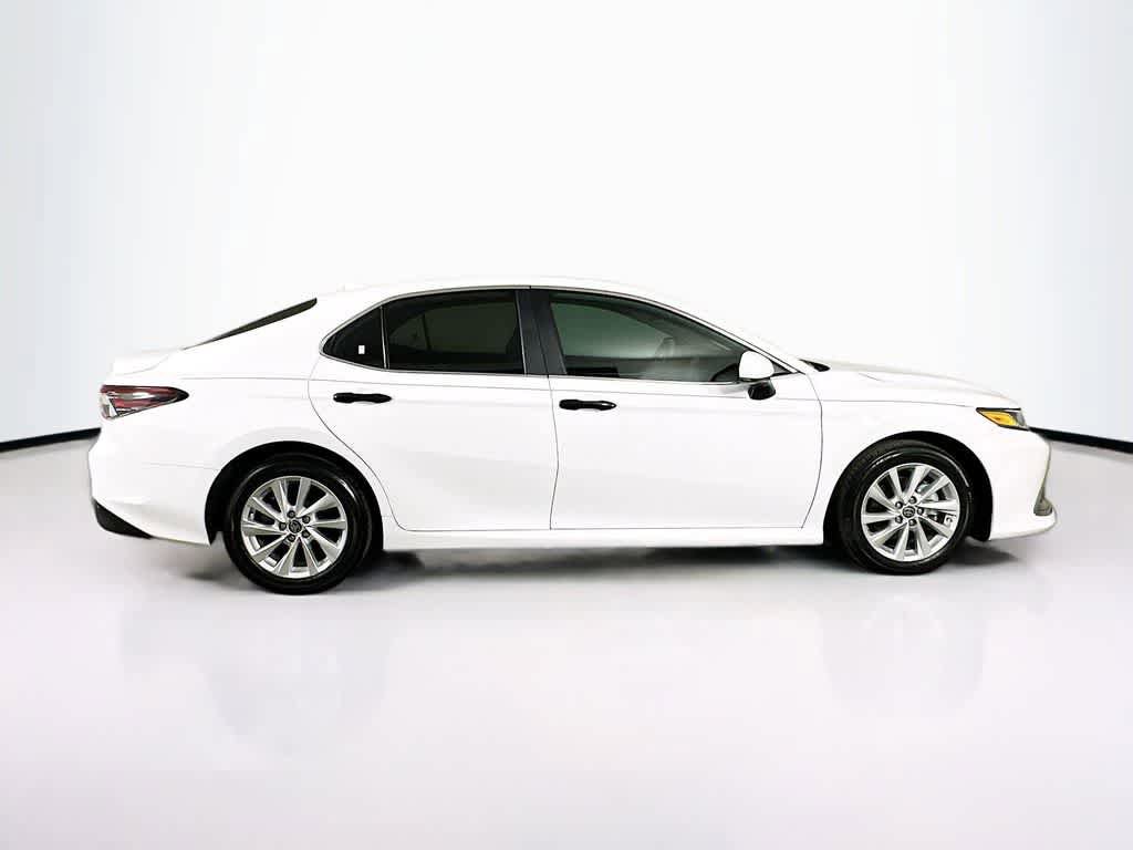 Used 2024 Toyota Camry LE FWD image 25