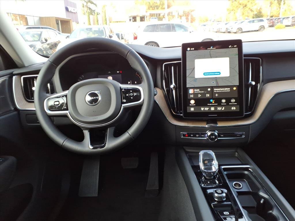New 2026 Volvo XC60 B5 Plus w/ Protection Package Premier AWD/4WD image 11