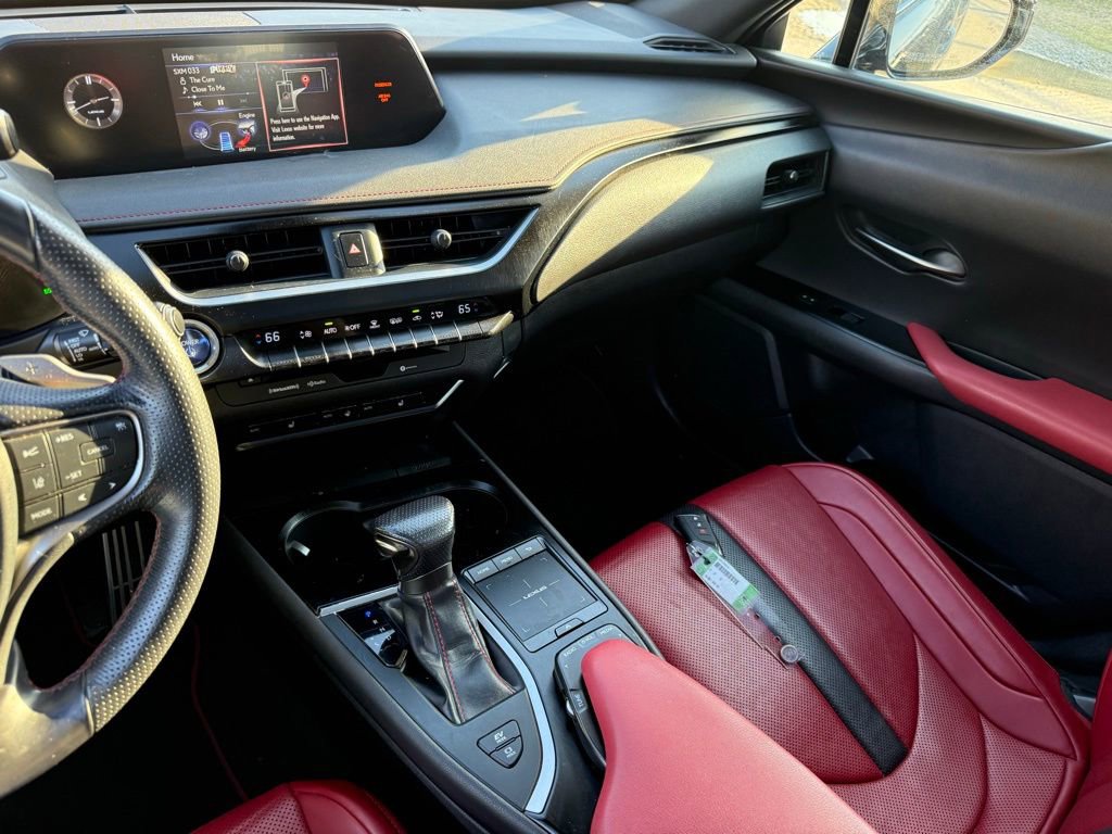 Used 2019 Lexus UX 250h F Sport w/ F Sport Premium Package image 33