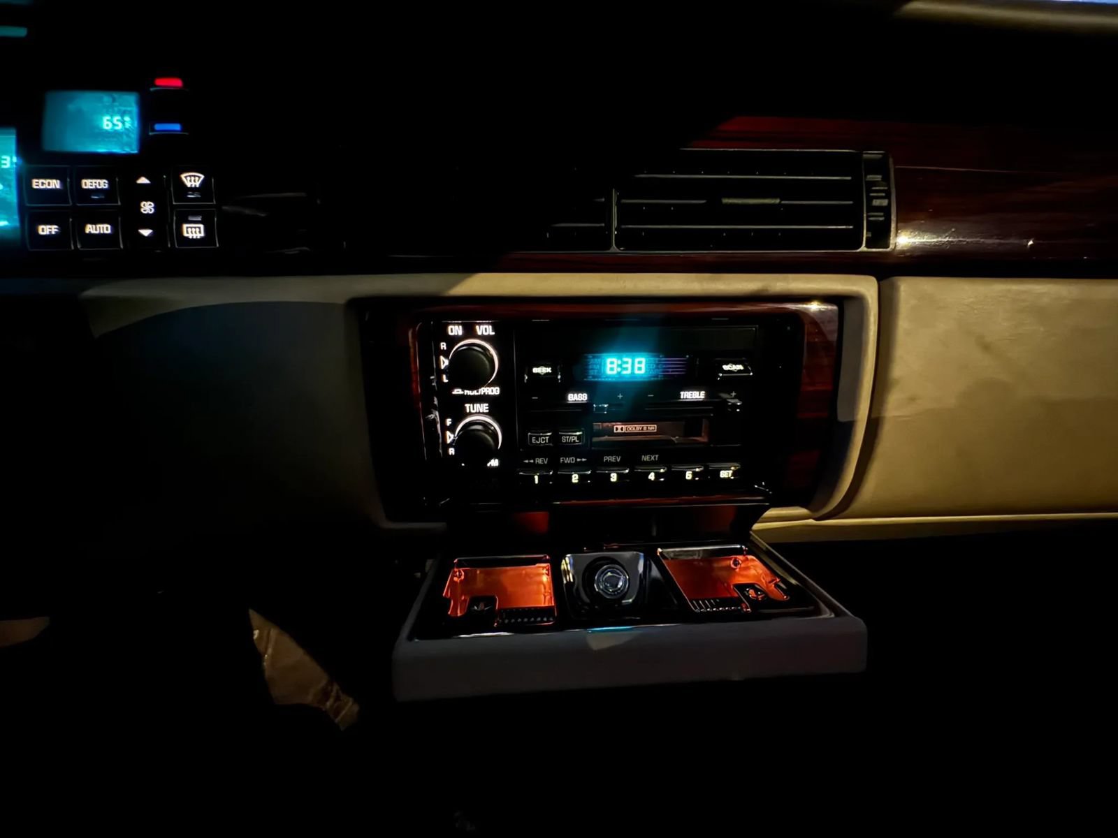 Used 1994 Cadillac De Ville Concours FWD image 63