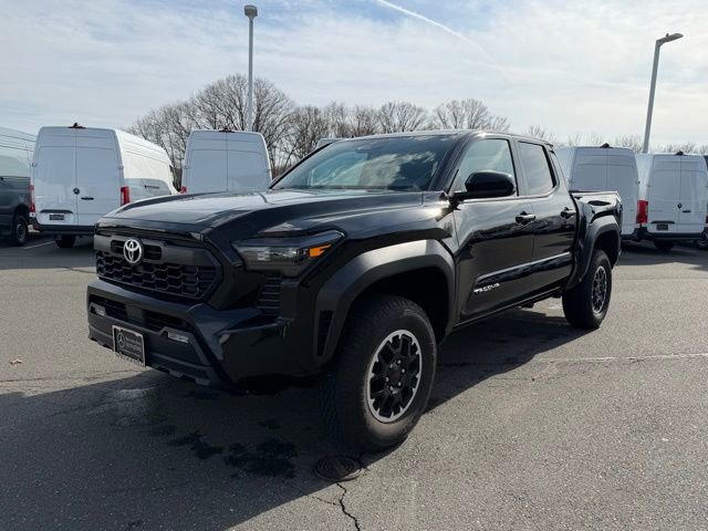 Used 2024 Toyota Tacoma TRD Off-Road AWD/4WD image 3