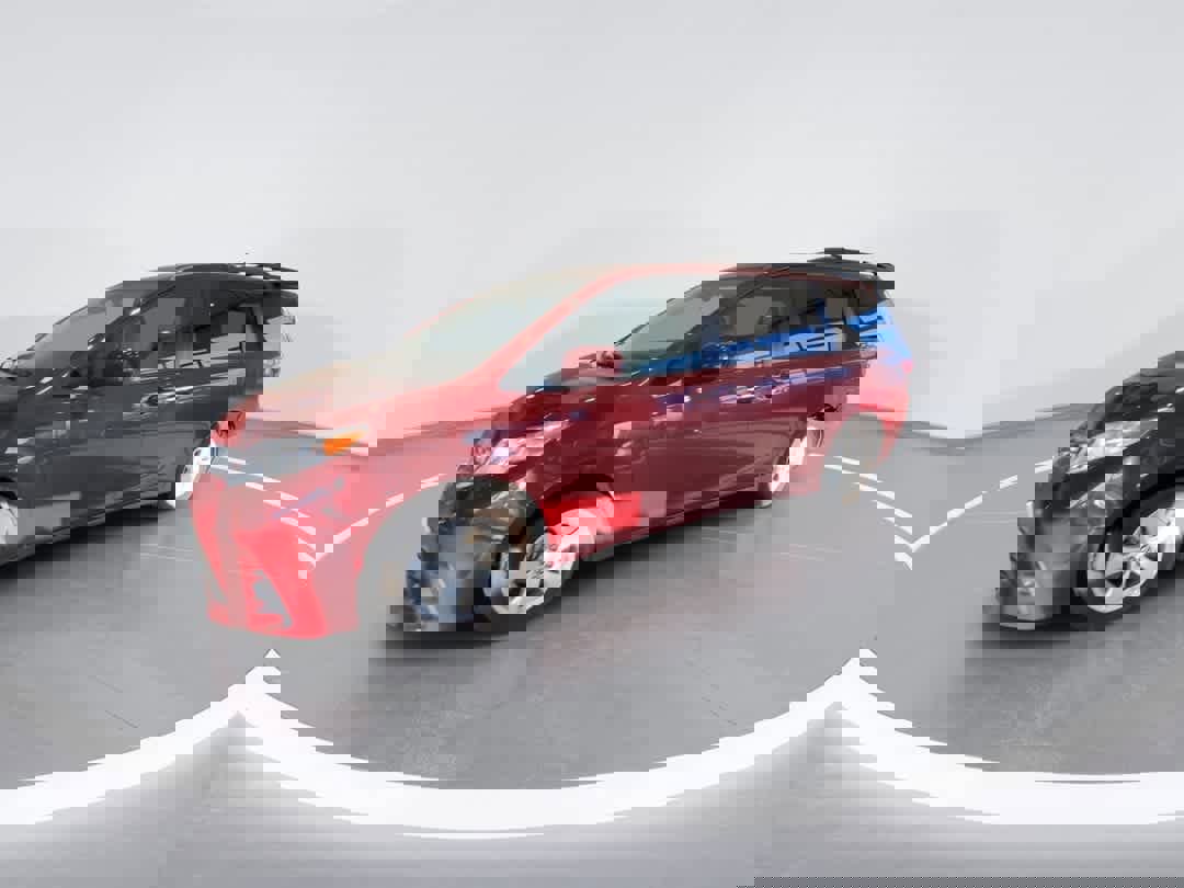 Used 2020 Toyota Sienna LE w/ LE Preferred Package image 4