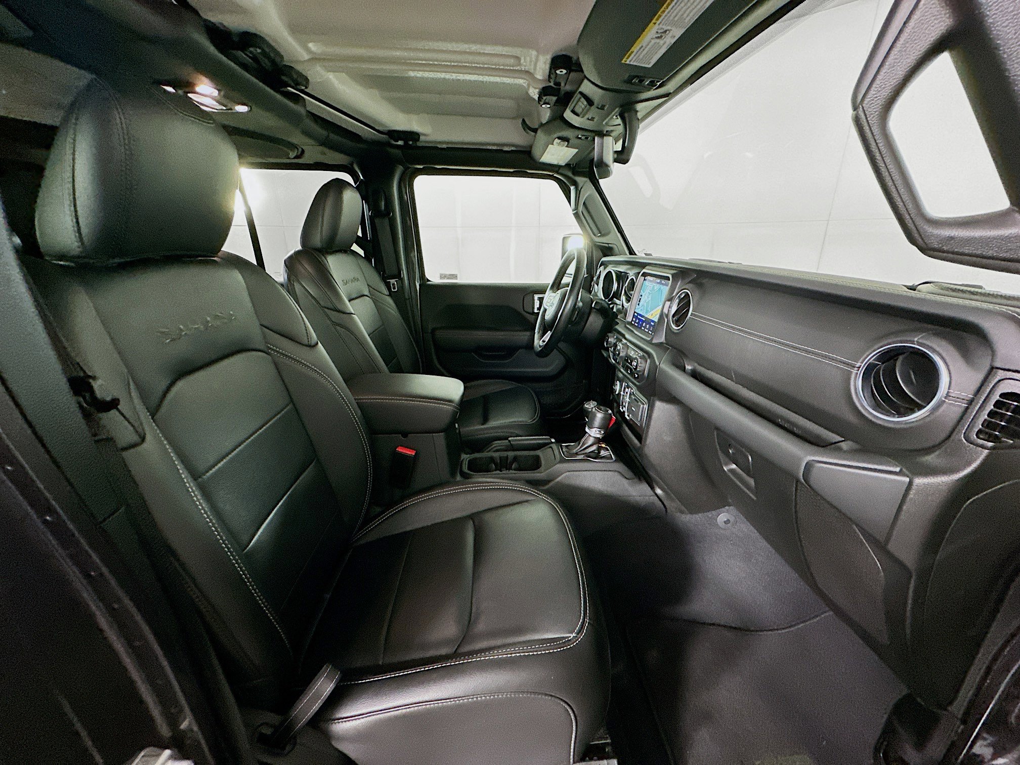 Used 2023 Jeep Wrangler Sahara w/ Cold Weather Group image 29