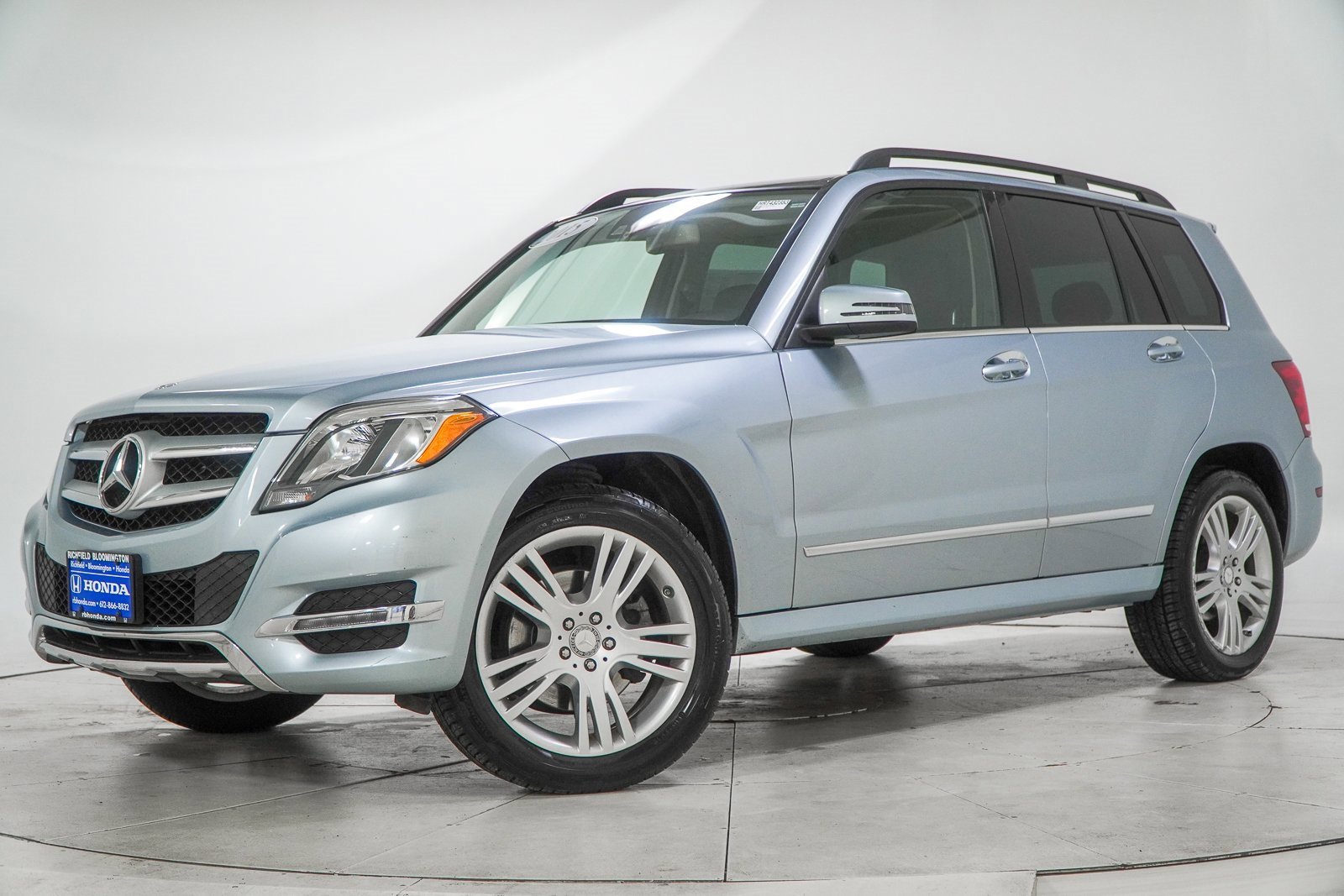 Used 2015 Mercedes-Benz GLK 350 4MATIC image 1