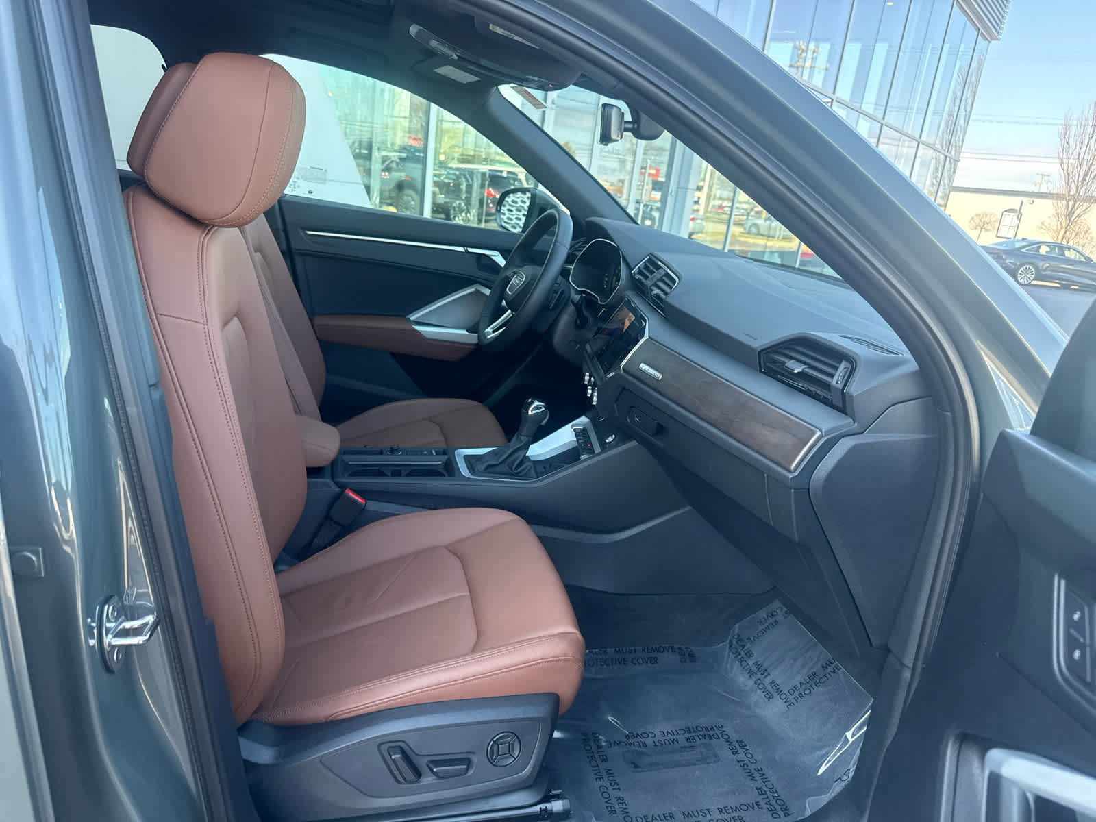 Used 2025 Audi Q3 2.0T Premium w/ Convenience Package image 26