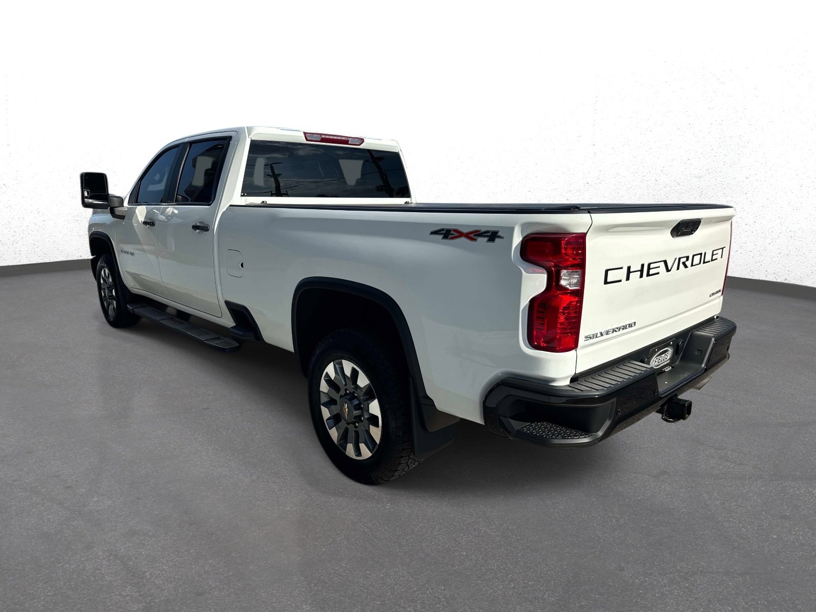 Used 2025 Chevrolet Silverado 2500 Custom w/ Custom Value Package AWD/4WD image 5