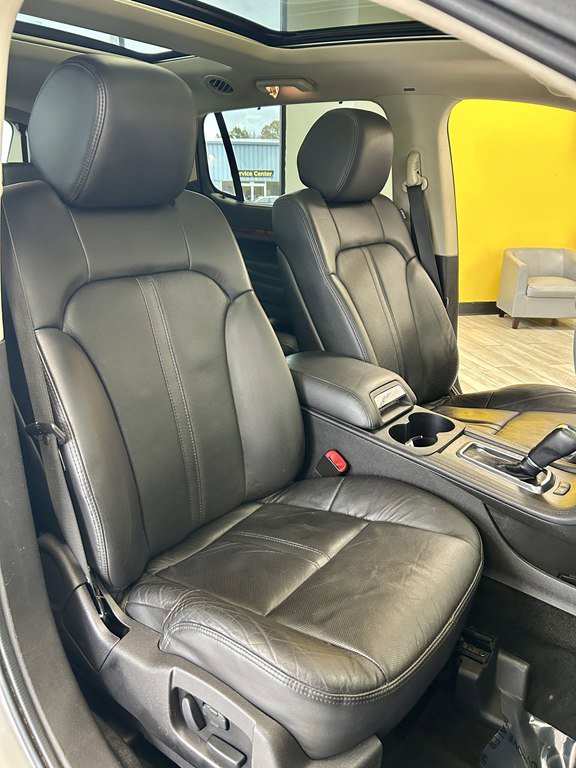 Used 2018 Lincoln MKT AWD w/ Technology Package image 16