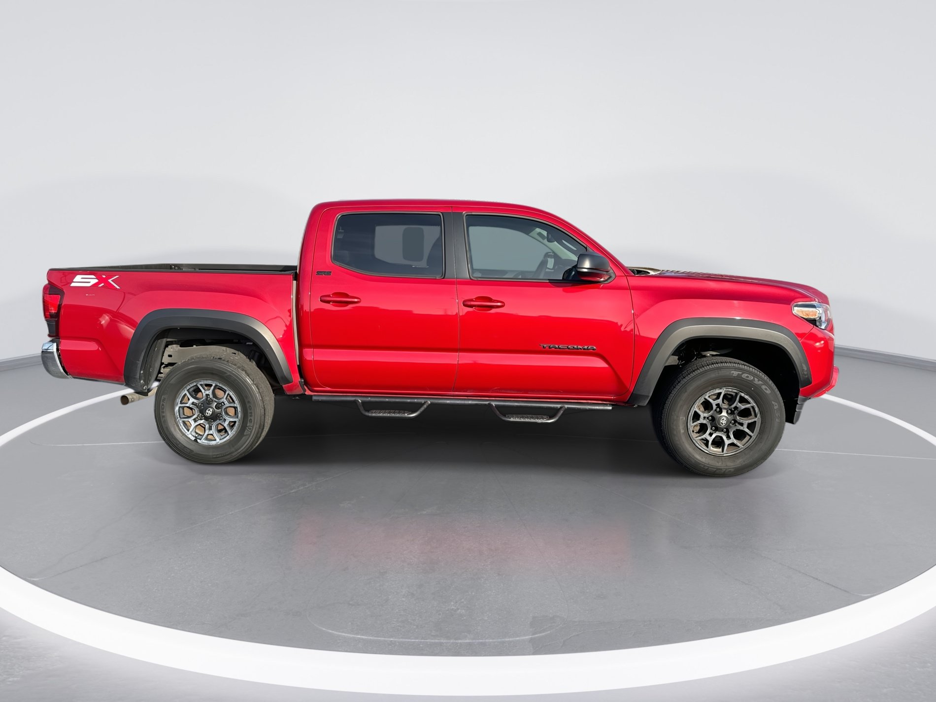 Used 2023 Toyota Tacoma SR5 RWD image 3