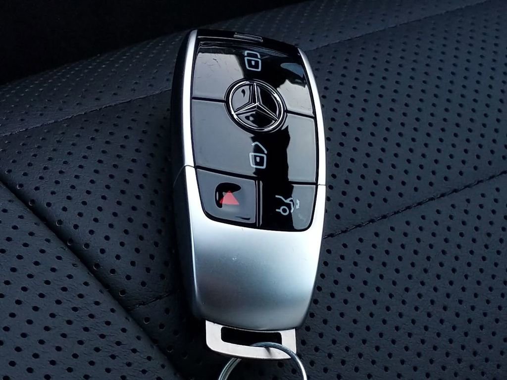 Certified 2020 Mercedes-Benz S 560 Sedan image 26