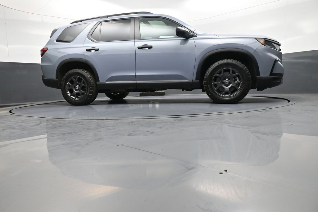 Certified 2024 Honda Pilot TrailSport image 31