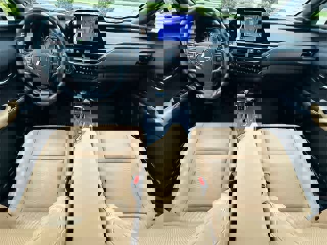 Used 2023 Lexus UX 250h AWD w/ Premium Package image 20