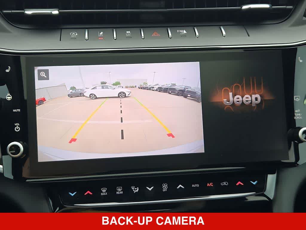 New 2026 Jeep Grand Cherokee Altitude AWD/4WD image 33