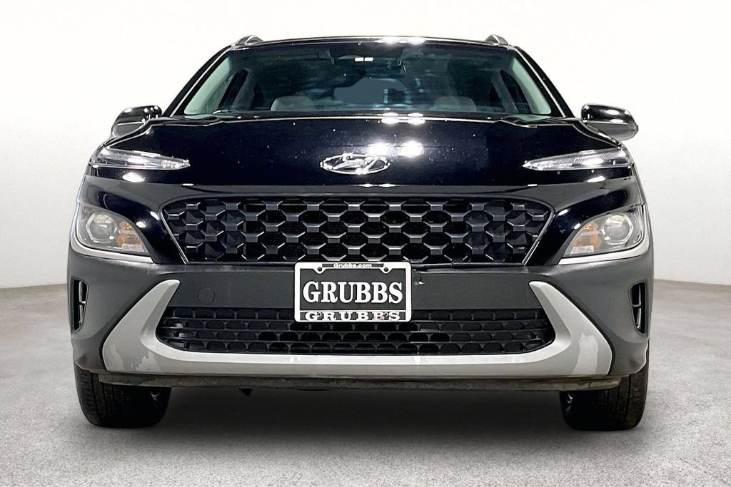 Used 2023 Hyundai Kona SEL w/ Convenience Package FWD image 4