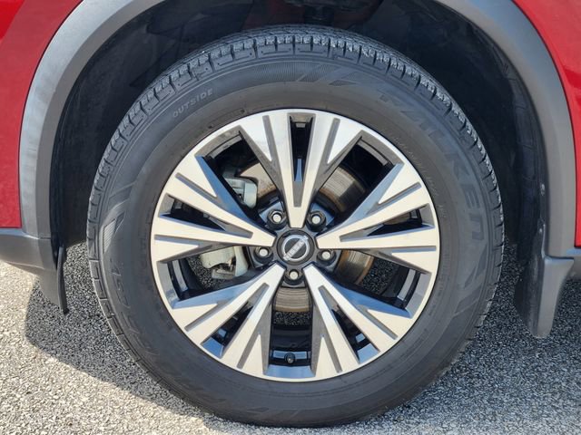 Certified 2022 Nissan Rogue SV image 8