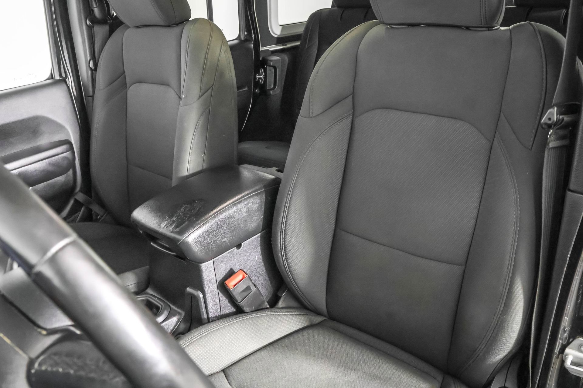 Used 2021 Jeep Wrangler Unlimited Sport image 24