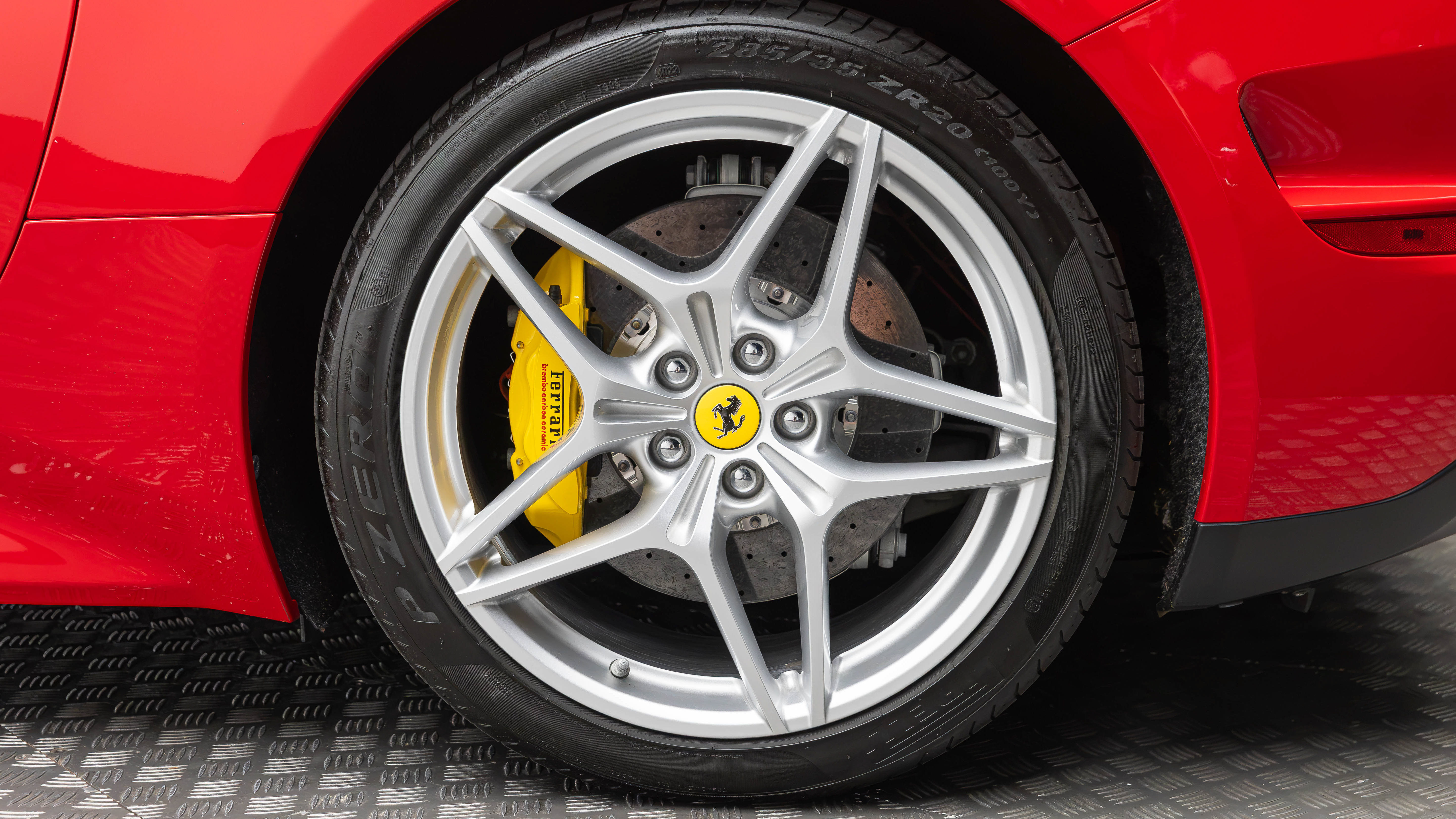 Certified 2016 Ferrari California T RWD image 61